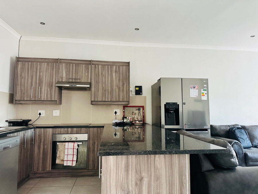 3 Bedroom Property for Sale in Table View Western Cape